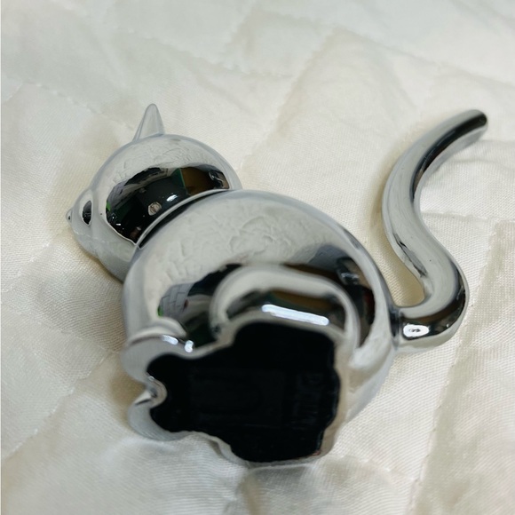 METAL CAT RING HOLDER/PAPERWEIGHT - Picture 2 of 6